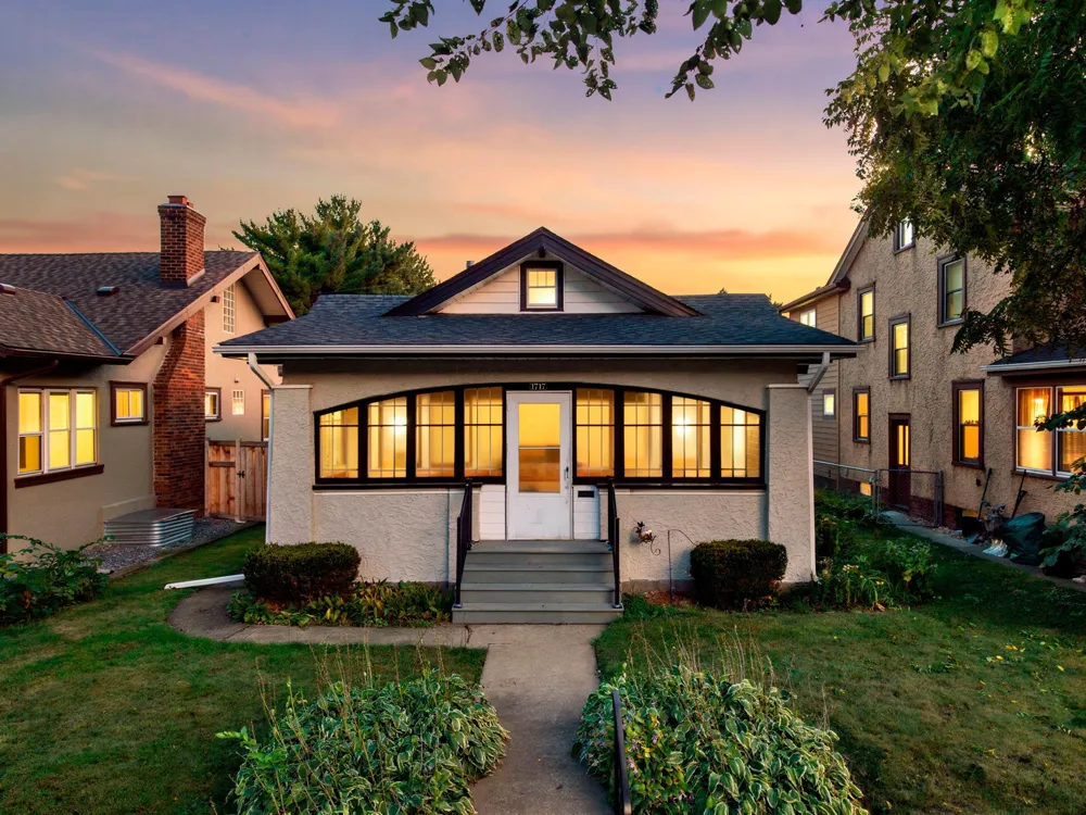 1717 Juliet Avenue Saint Paul, MN 55105