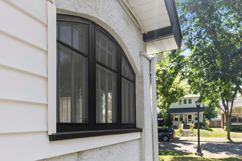 1717 Juliet Avenue Saint Paul, MN 55105