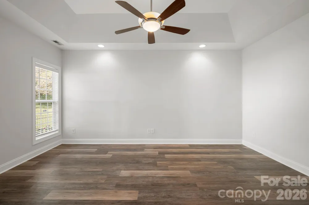 136 Gibralter Point Road Dallas, NC 28034