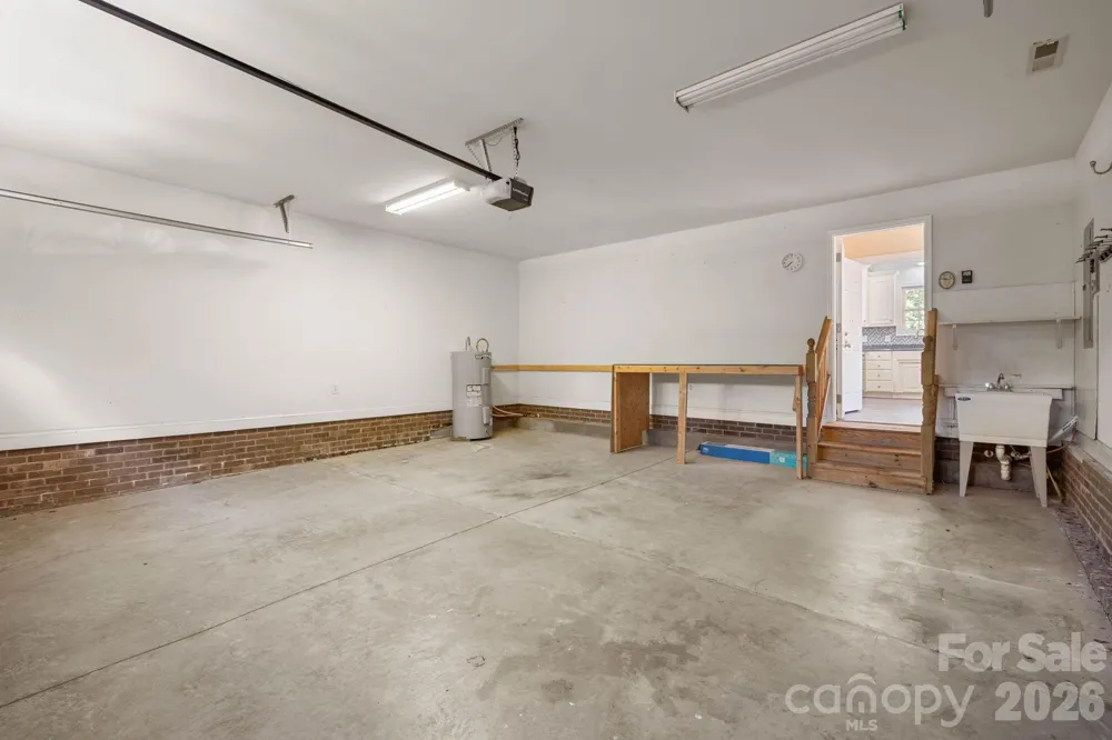 136 Gibralter Point Road Dallas, NC 28034