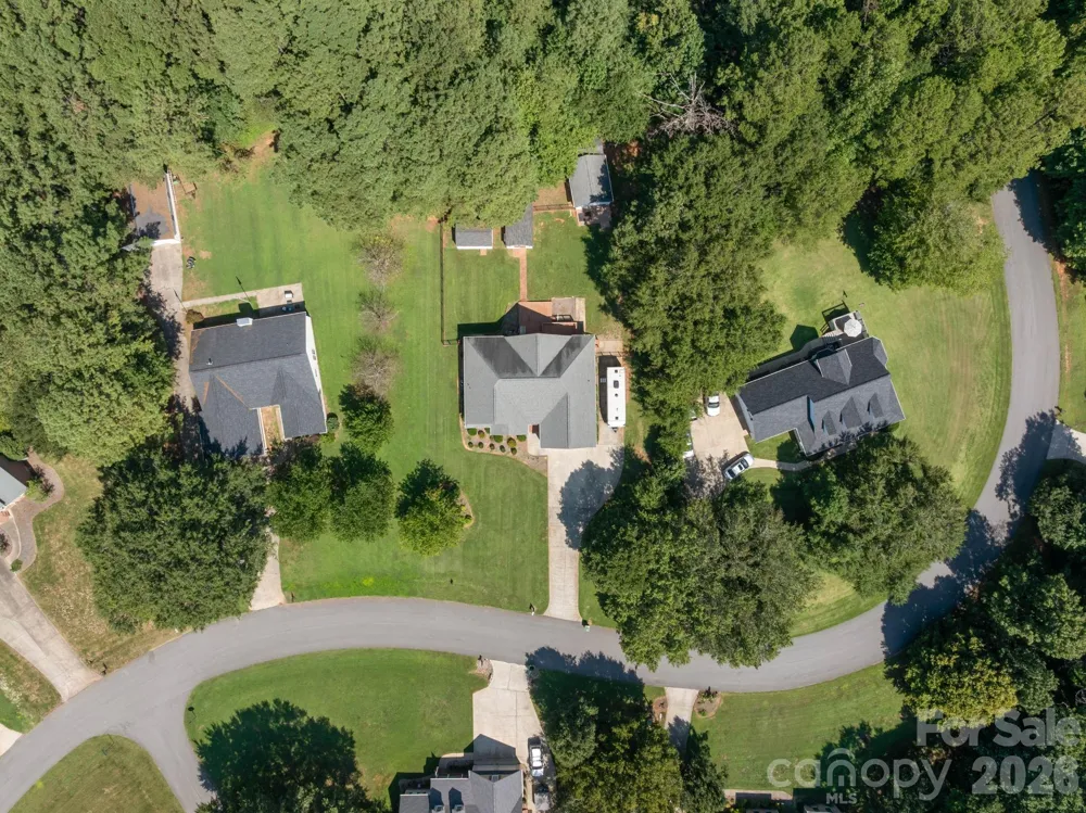 136 Gibralter Point Road Dallas, NC 28034