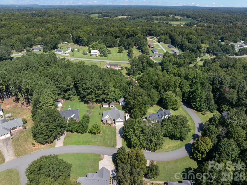 136 Gibralter Point Road Dallas, NC 28034