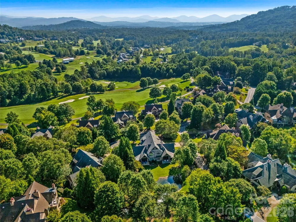 583 Walnut Valley Parkway Arden, NC 28704