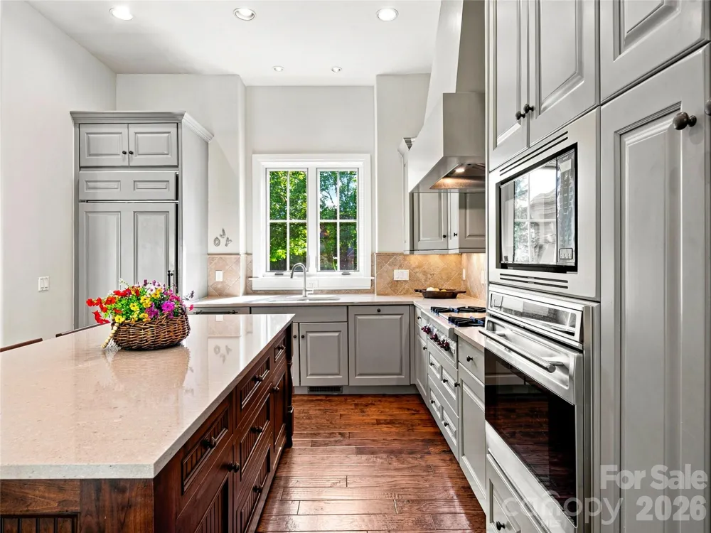 583 Walnut Valley Parkway Arden, NC 28704
