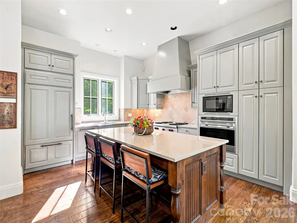 583 Walnut Valley Parkway Arden, NC 28704