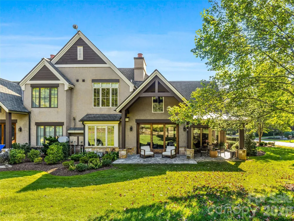 583 Walnut Valley Parkway Arden, NC 28704