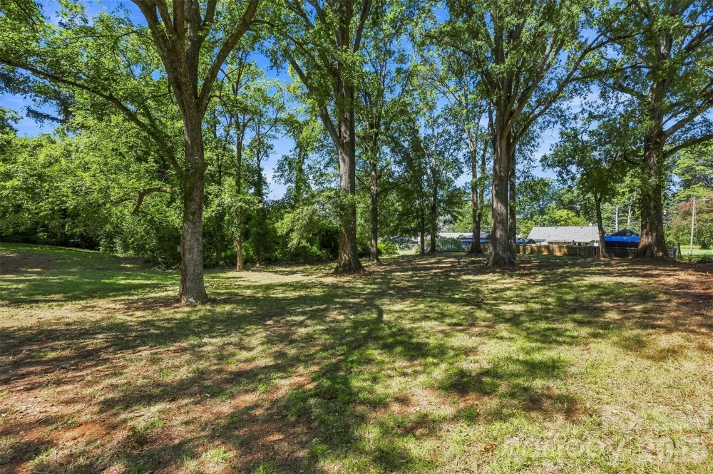 141 E Whitley Street Norwood, NC 28128