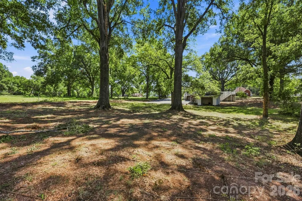141 E Whitley Street Norwood, NC 28128
