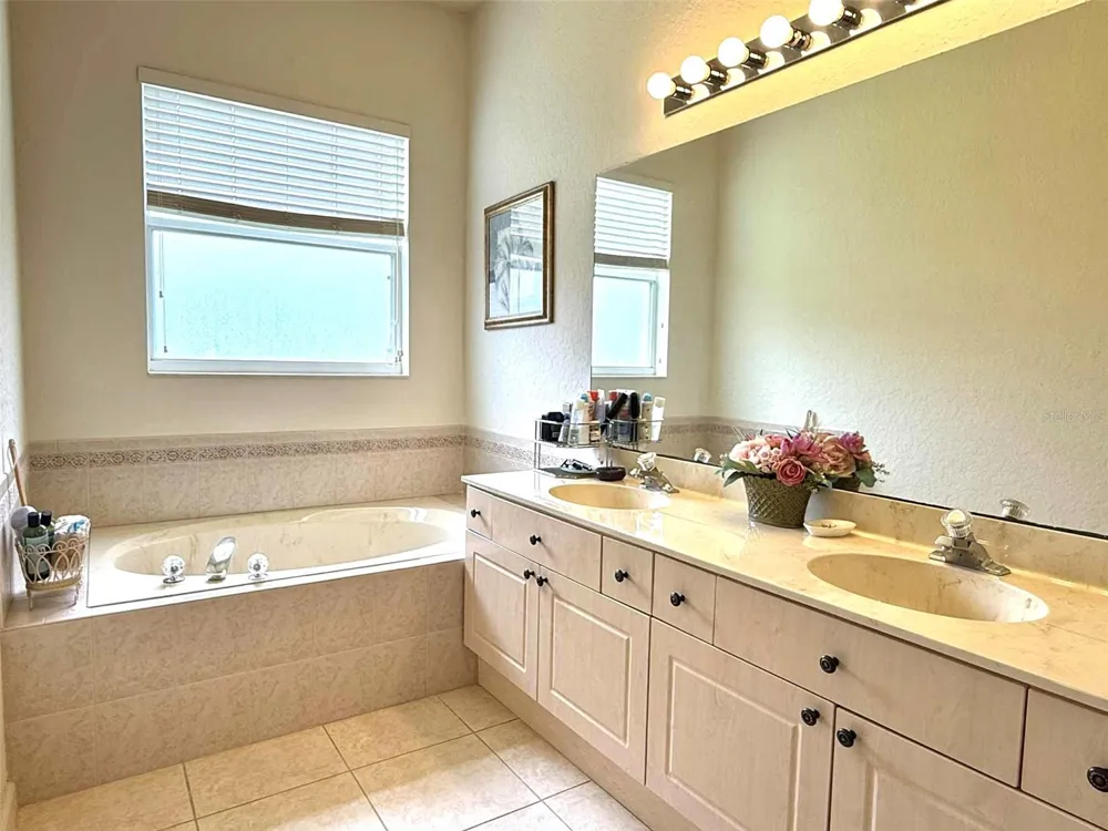 3539 MAPLE RIDGE LOOP Kissimmee, FL 34741