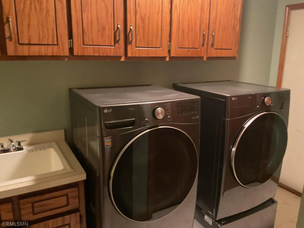 2139 14th Avenue E North Saint Paul, MN 55109