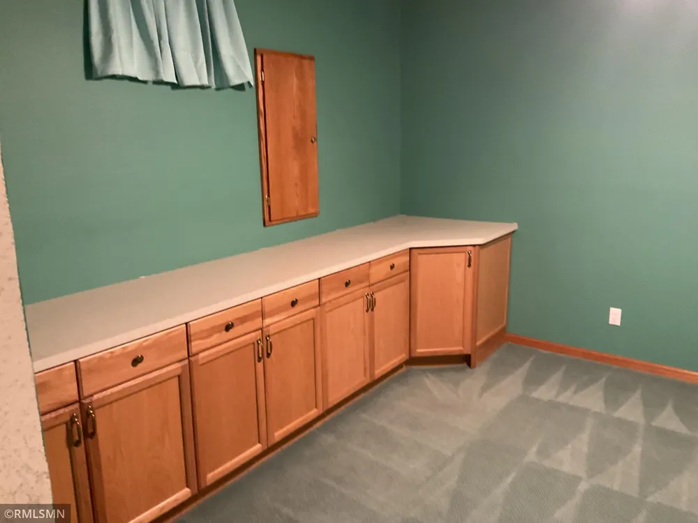 2139 14th Avenue E North Saint Paul, MN 55109