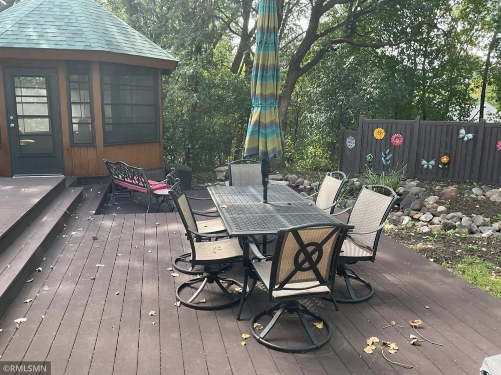 2139 14th Avenue E North Saint Paul, MN 55109
