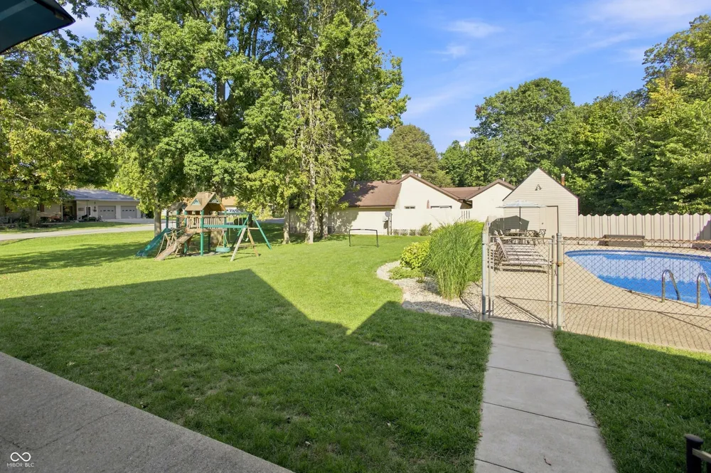 801 Eastwood Drive Frankfort, IN 46041