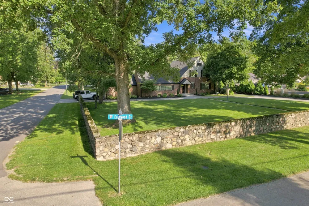801 Eastwood Drive Frankfort, IN 46041