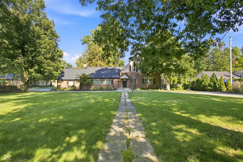 801 Eastwood Drive Frankfort, IN 46041