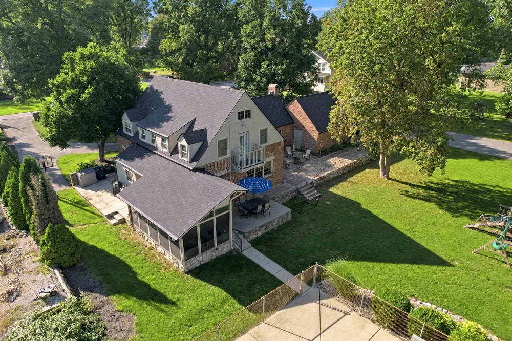 801 Eastwood Drive Frankfort, IN 46041