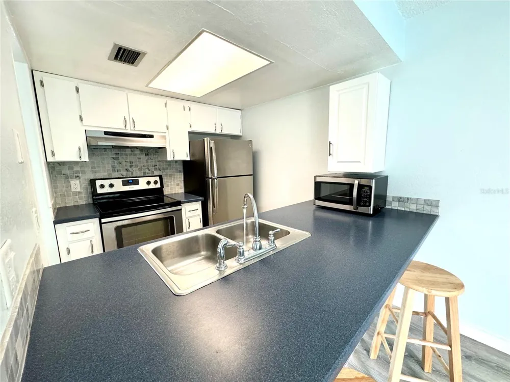 1845 PINE CONE CIRCLE Clearwater, FL 33760