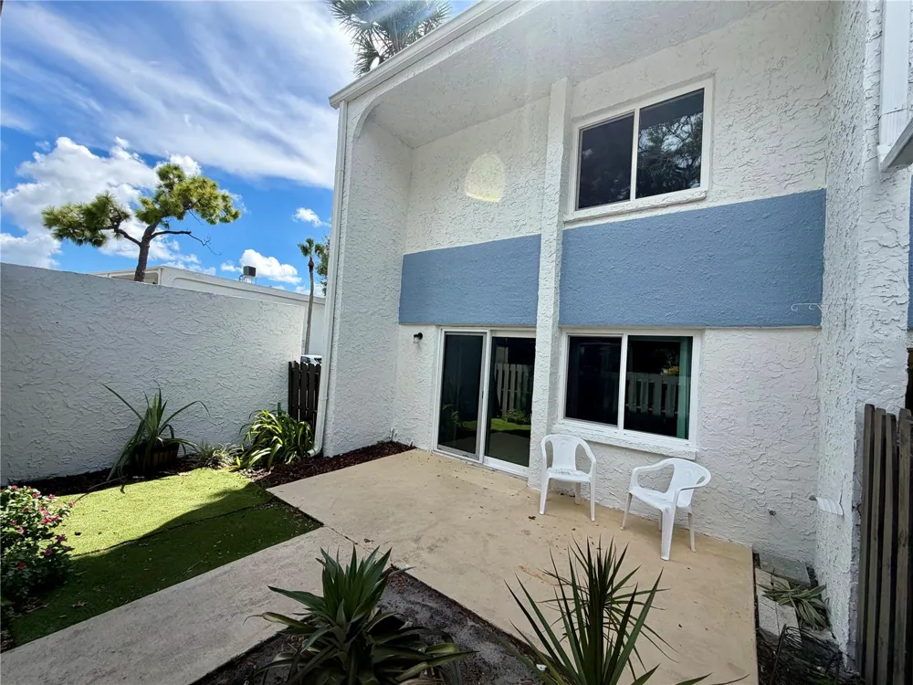 1845 PINE CONE CIRCLE Clearwater, FL 33760