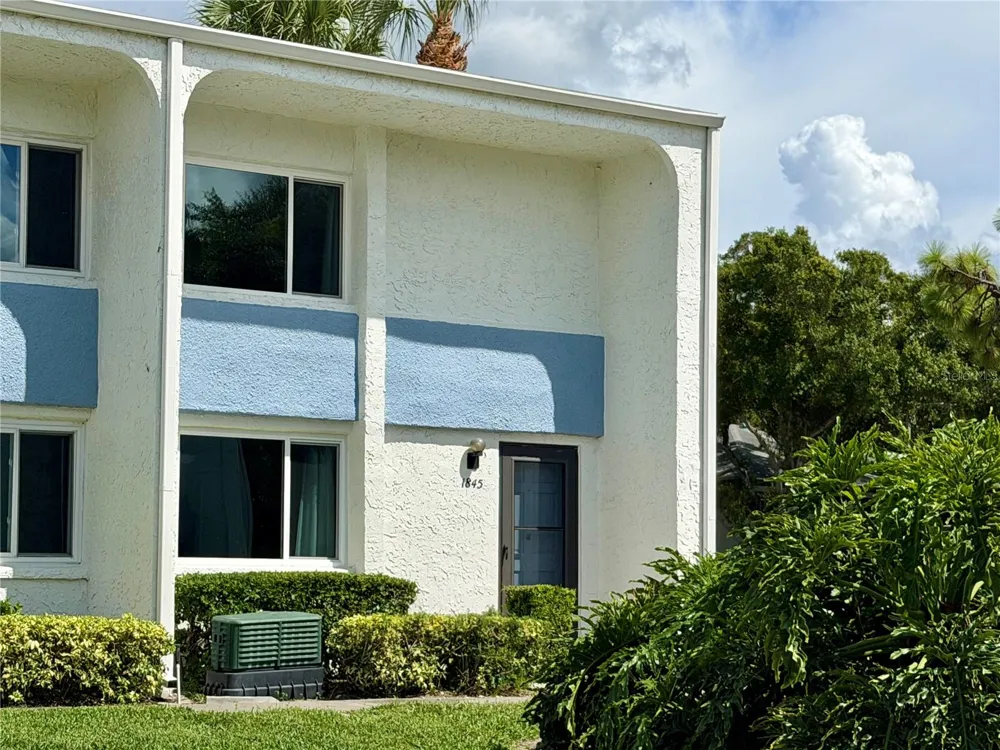 1845 PINE CONE CIRCLE Clearwater, FL 33760