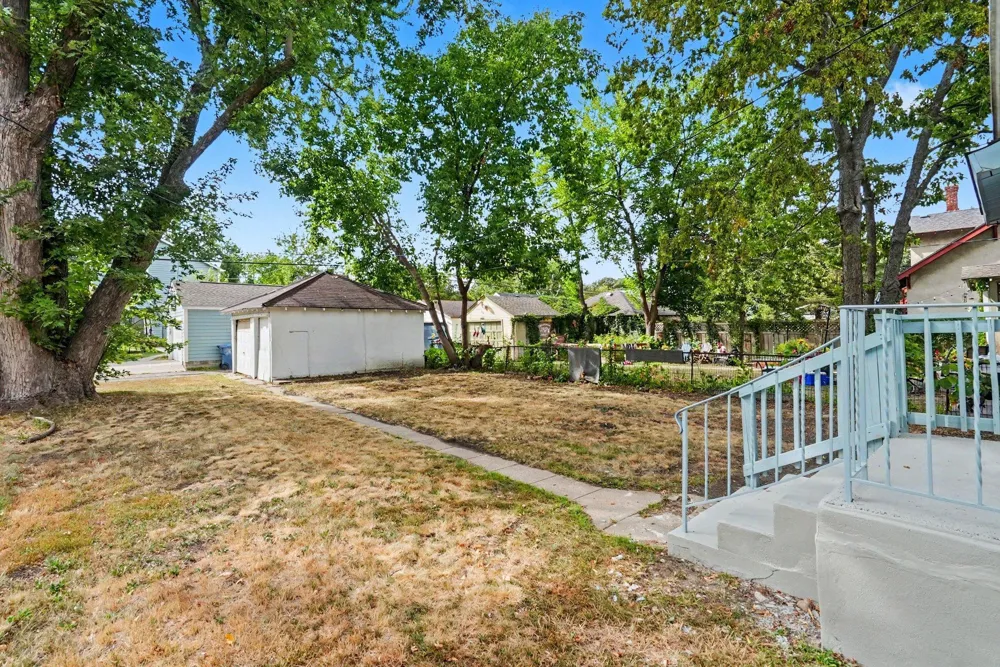 2808 40th Avenue S Minneapolis, MN 55406