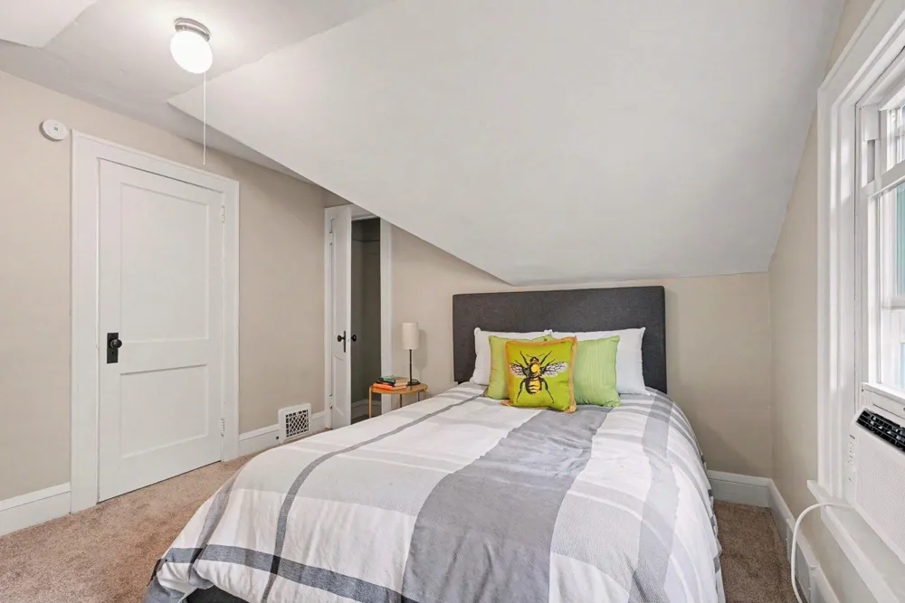 2808 40th Avenue S Minneapolis, MN 55406