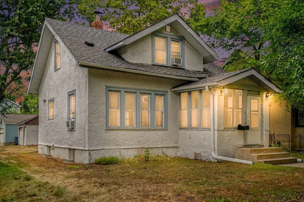 2808 40th Avenue S Minneapolis, MN 55406