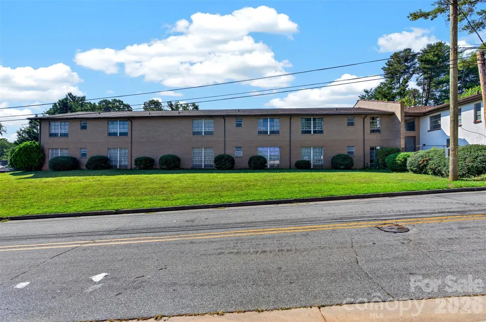 5 & 10 Gaines Avenue Asheville, NC 28803