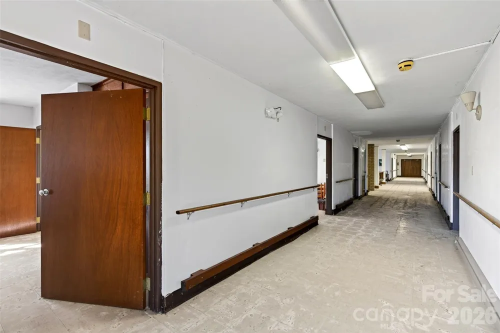 5 & 10 Gaines Avenue Asheville, NC 28803