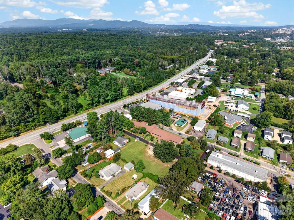 5 & 10 Gaines Avenue Asheville, NC 28803