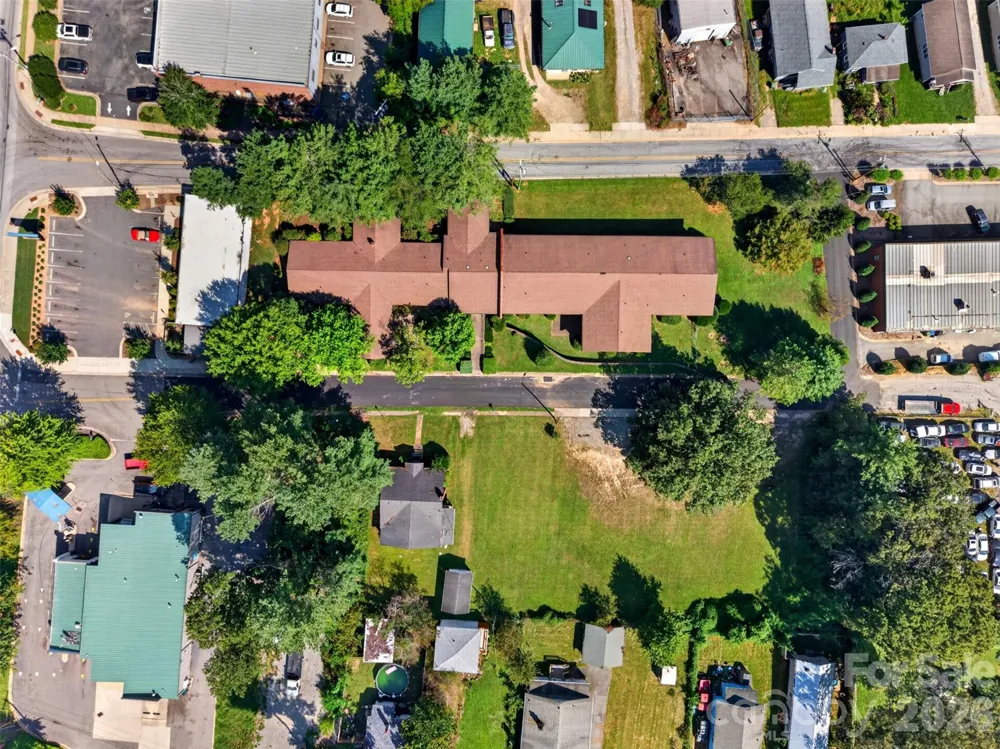 5 & 10 Gaines Avenue Asheville, NC 28803