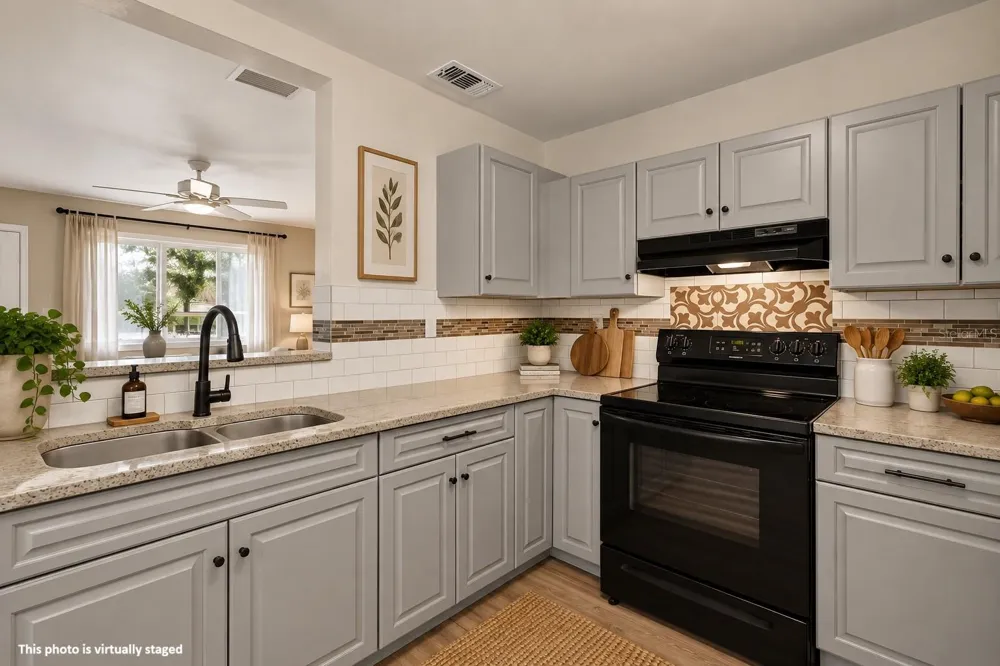 856 BERKSHIRE ROAD Daytona Beach, FL 32117