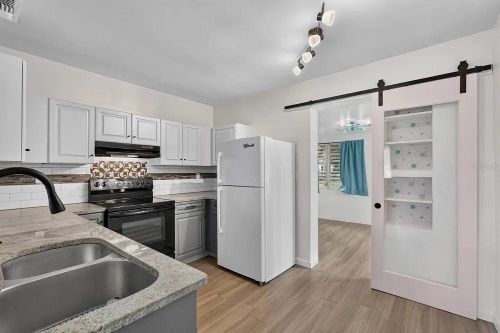 856 BERKSHIRE ROAD Daytona Beach, FL 32117
