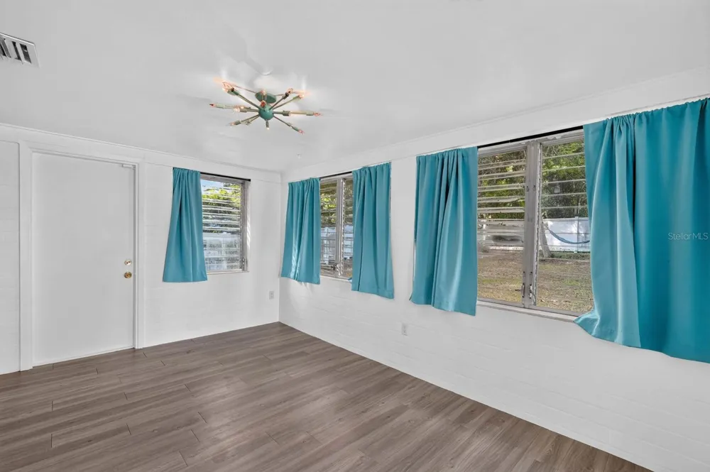 856 BERKSHIRE ROAD Daytona Beach, FL 32117