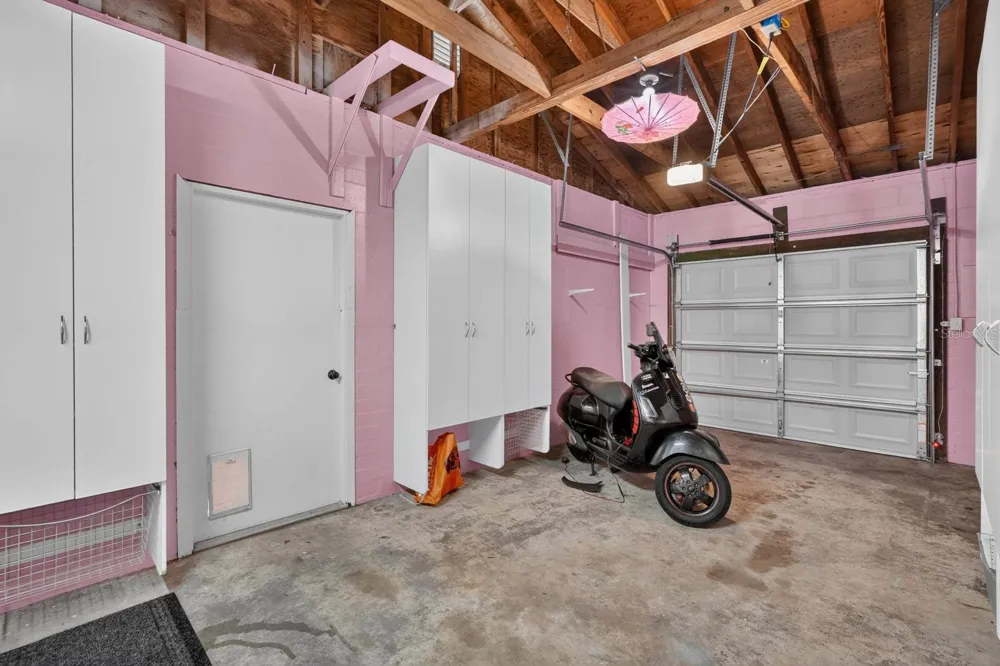 856 BERKSHIRE ROAD Daytona Beach, FL 32117