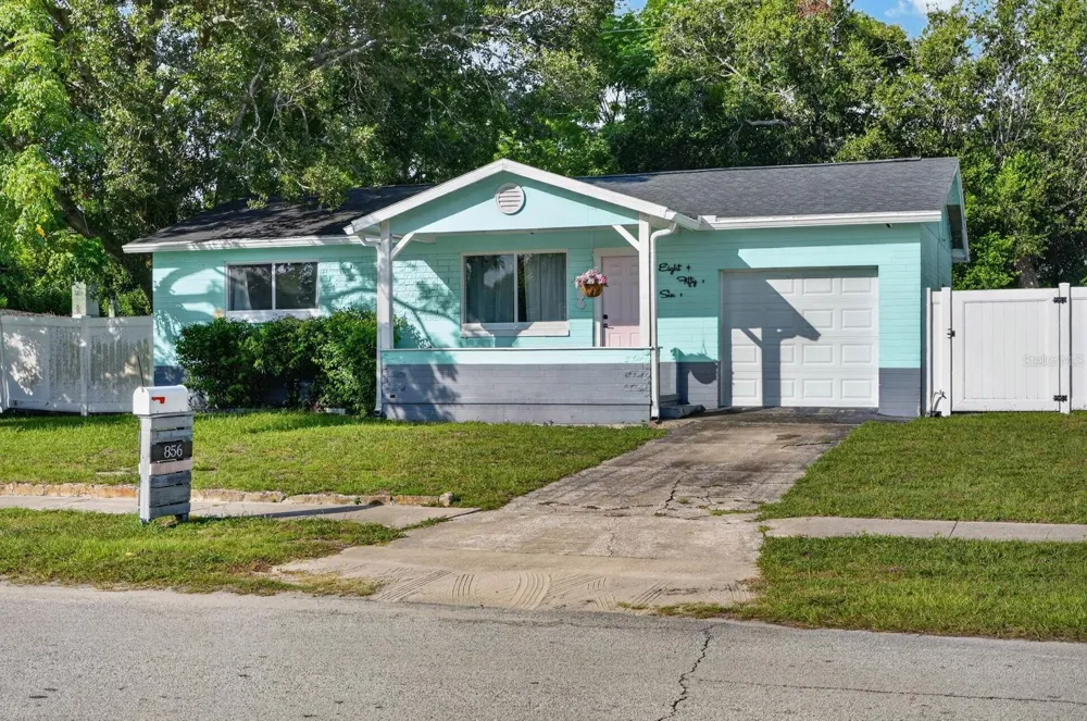 856 BERKSHIRE ROAD Daytona Beach, FL 32117