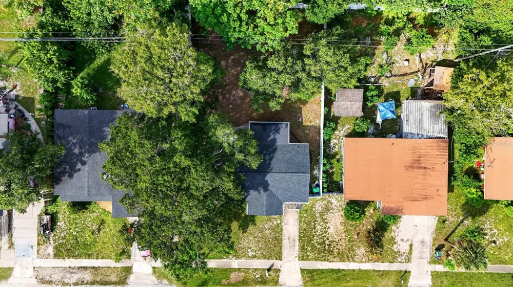 856 BERKSHIRE ROAD Daytona Beach, FL 32117