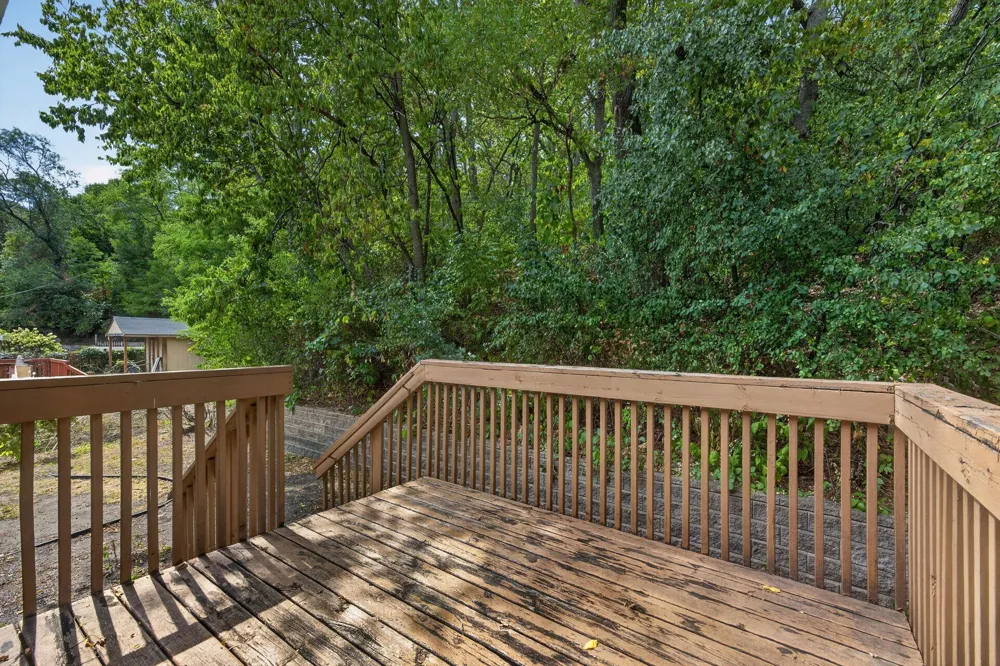 6463 Delilah Avenue Inver Grove Heights, MN 55076