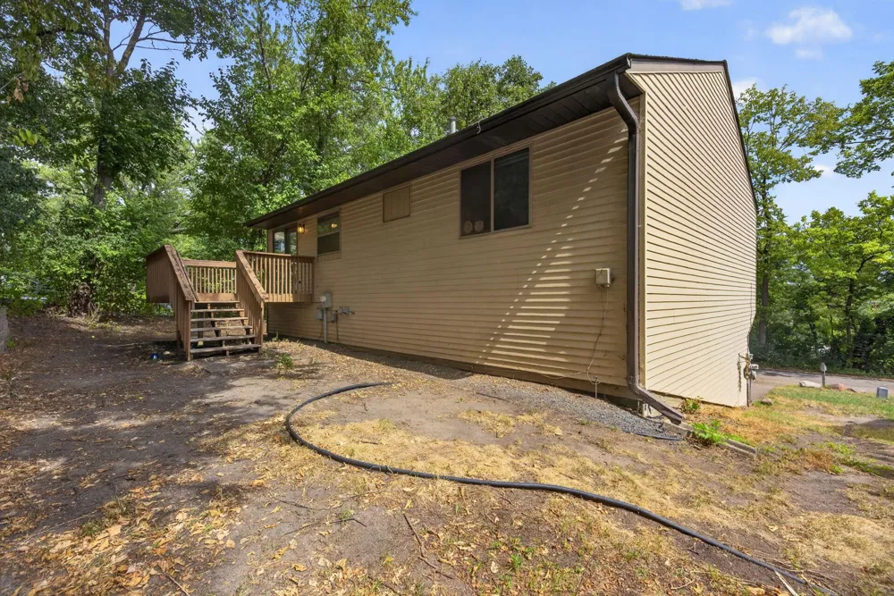 6463 Delilah Avenue Inver Grove Heights, MN 55076