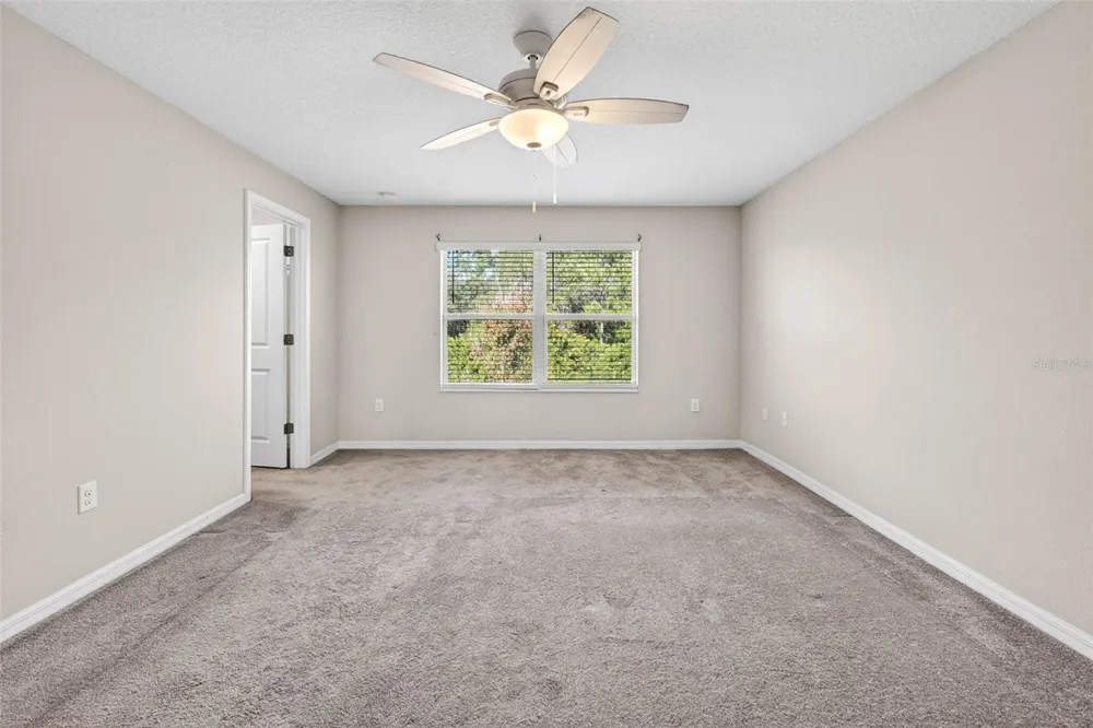 9754 PEMBROOKE PINES Sun City Center, FL 33573