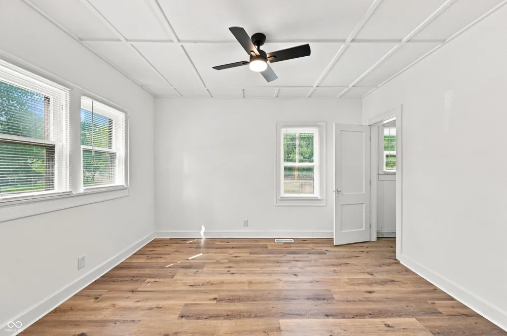 4214 Otterbein Avenue Indianapolis, IN 46227