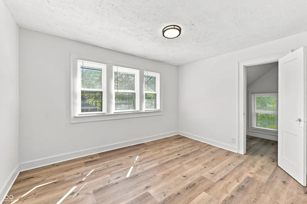4214 Otterbein Avenue Indianapolis, IN 46227