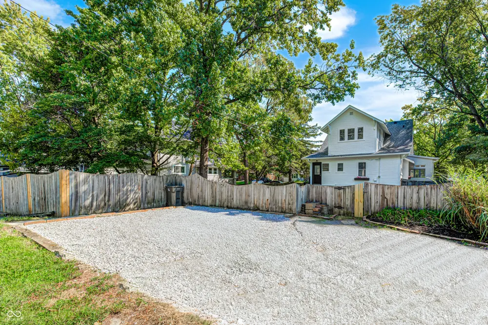 4214 Otterbein Avenue Indianapolis, IN 46227