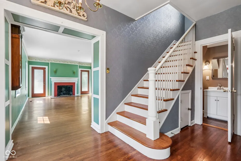 6101 Ewing Street Indianapolis, IN 46220