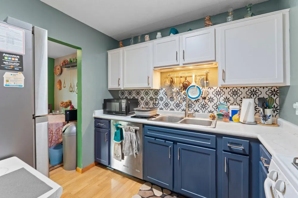 348 W Eagle Lake Drive Maple Grove, MN 55369