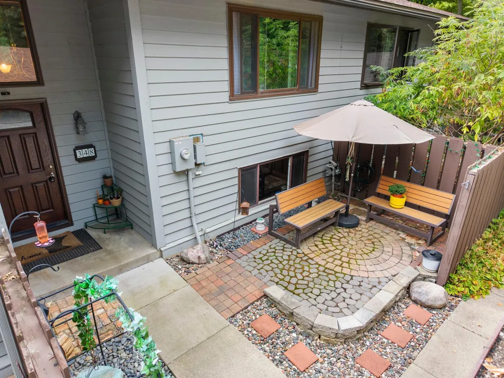 348 W Eagle Lake Drive Maple Grove, MN 55369