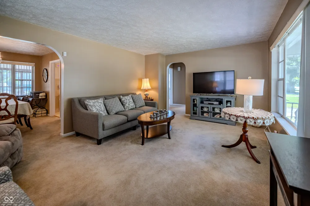 1929 Kessler Boulevard North Drive Indianapolis, IN 46220