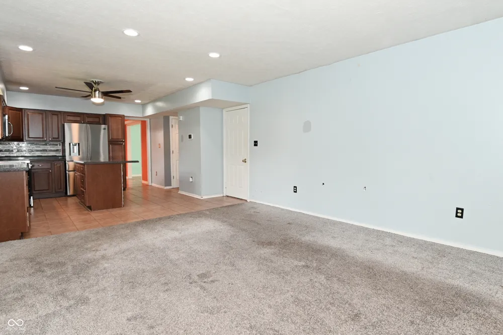 1674 Park Hill Drive Indianapolis, IN 46229