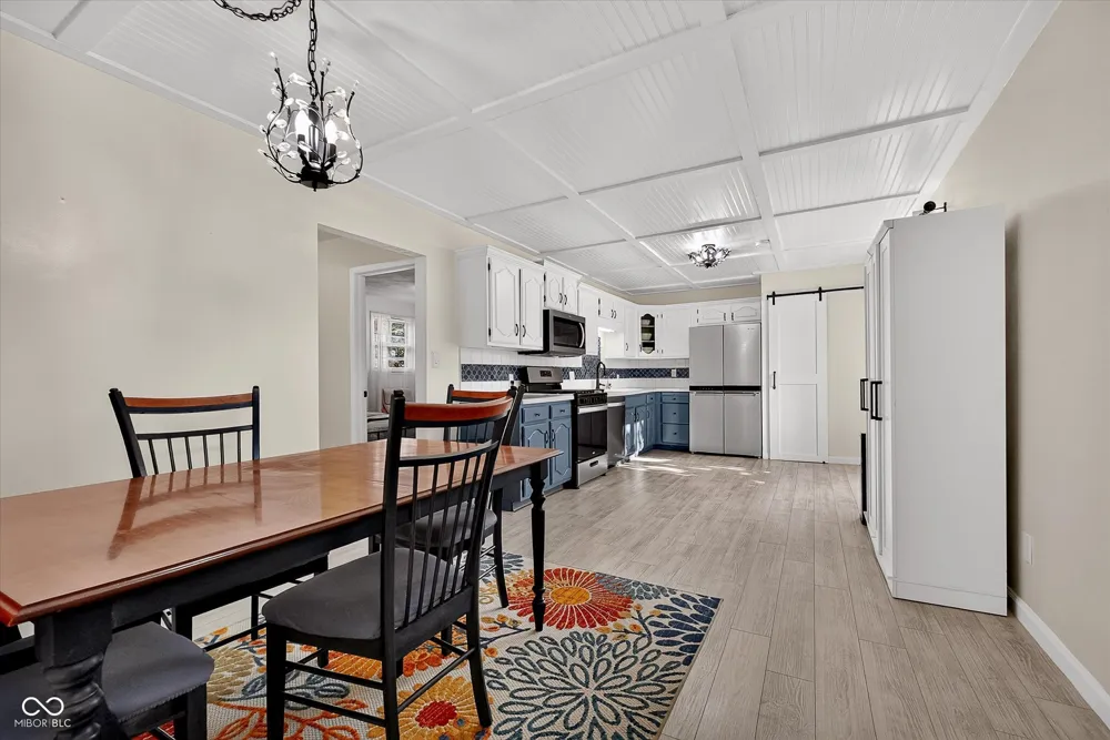 1530 S 21 STREET Elwood, IN 46036