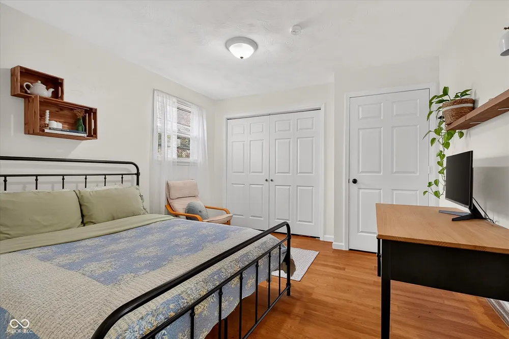 1530 S 21 STREET Elwood, IN 46036