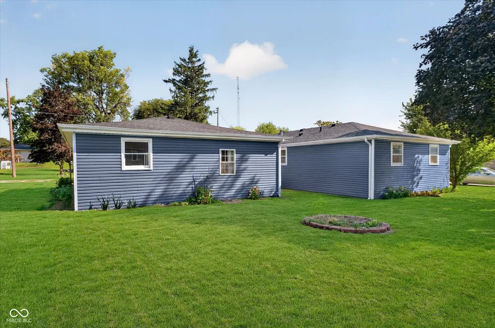 1530 S 21 STREET Elwood, IN 46036